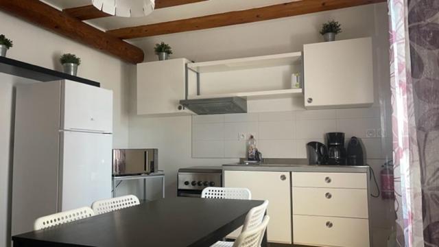 L'Isle Apartamento Beaucaire  Exterior foto